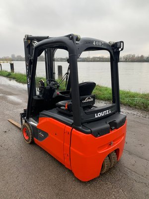Chariot élévateur électrique Linde E16L-02