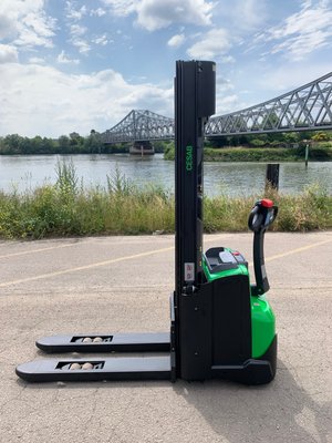 Gerbeur accompagnant - S214L