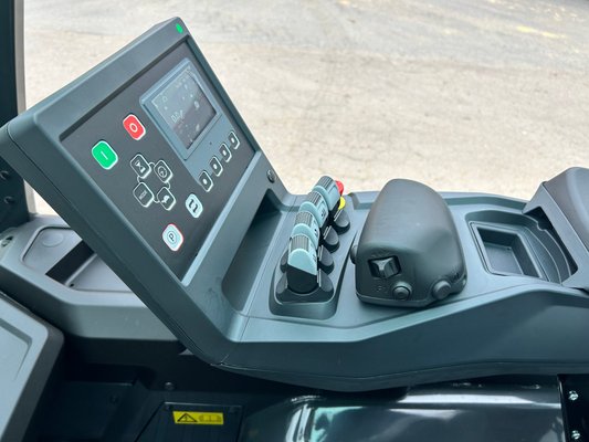 Chariot élévateur électrique CESAB B625II