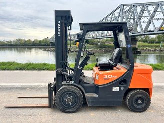 Chariot élévateur diesel Doosan D30GP - 2