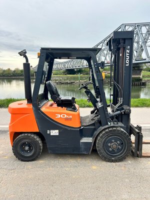 Chariot élévateur diesel Doosan D30GP