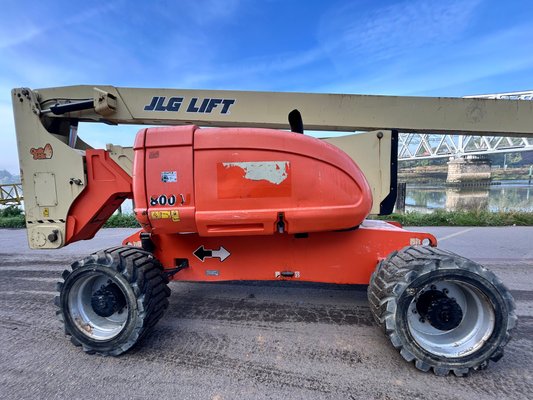 Nacelle articulée JLG 800AJ