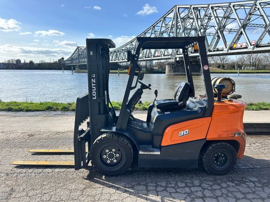 Chariot élévateur gaz Doosan G30NXP
