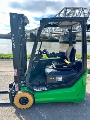 Chariot élévateur électrique CESAB B316II