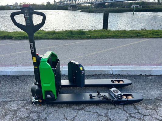 Transpalette électrique CESAB PO15i