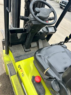 Chariot élévateur électrique Clark GTX16