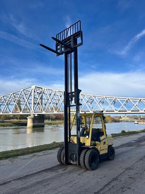 Chariot élévateur diesel Hyster H4.00XM-5