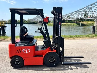 Chariot élévateur électrique EP Equipment EFL181 - 9