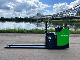 Transpalette électrique CESAB P322 - 1