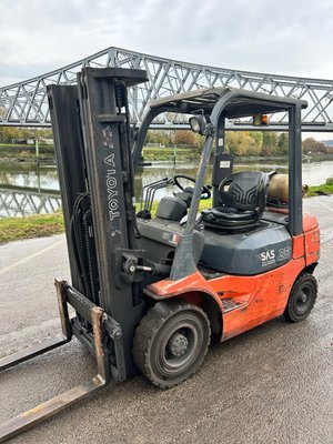 Chariot élévateur gaz Toyota 42-7FGF25