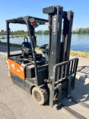 Chariot élévateur électrique Doosan B18T-7 - 12