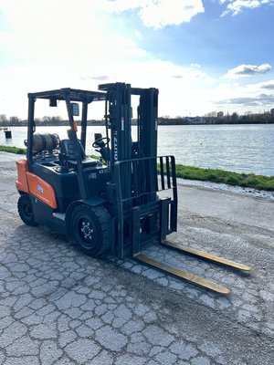 Chariot élévateur gaz Doosan G30NXP