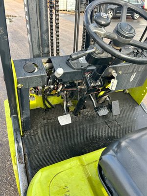 Chariot élévateur diesel Clark CMP25D