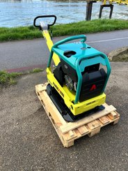 Compacteur à main / plaque vibrante Ammann APR 52/75 - 8