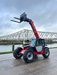 Chariot élévateur télescopique Manitou MT733 - 9