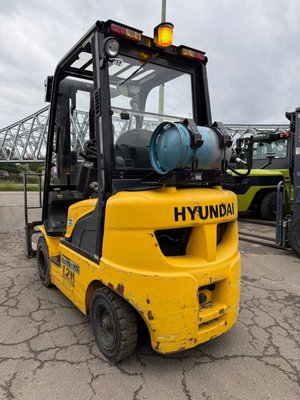 Chariot élévateur gaz Hyundai 18L7M