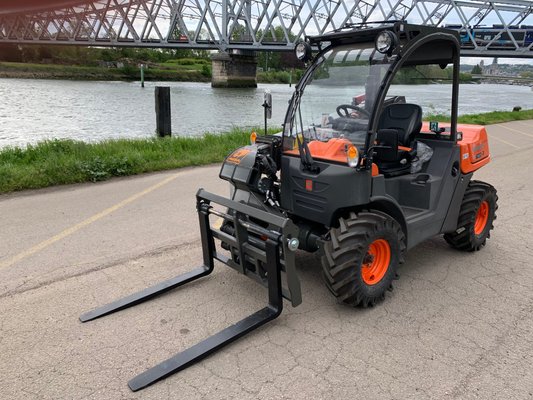 Chariot élévateur télescopique Ausa T144H Plus