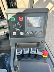 Chariot élévateur électrique CESAB B316II - 15