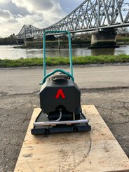 Compacteur à main / plaque vibrante Ammann APF 1250 - 2