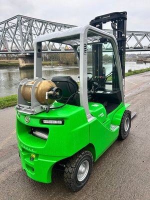 Unknown range 121 CESAB M320GV