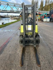 Chariot élévateur diesel Clark CMP25D - 10