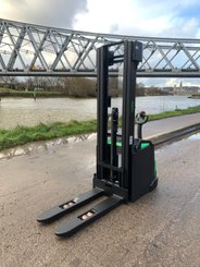 Gerbeur accompagnant CESAB S216L - 1