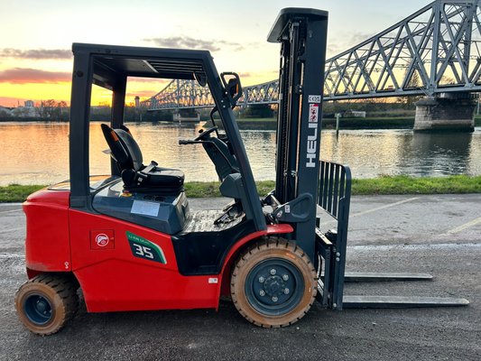 Chariot élévateur électrique HEILI CPD35-GB2LI-S