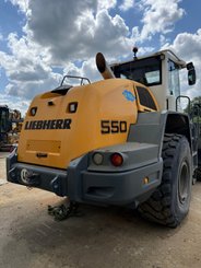 Chargeuse sur pneus Liebherr M550 - 3