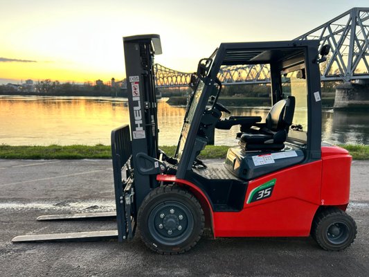 Chariot élévateur électrique Heli CPD35