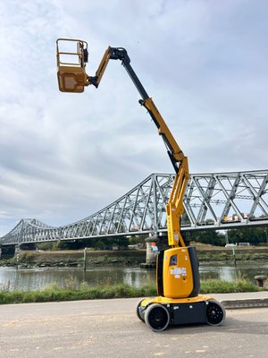 Nacelle articulée électrique Haulotte HA12CJ