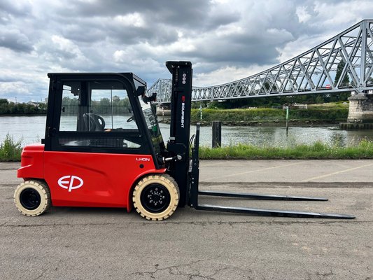 Chariot élévateur électrique EP CPD50L1