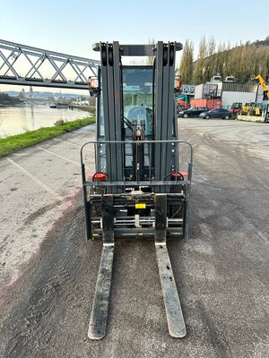 Chariot élévateur électrique Heli CPD35