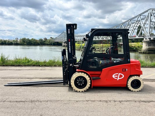 Chariot élévateur électrique EP CPD50L1