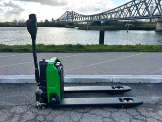 Transpalette électrique CESAB PO15i - 1