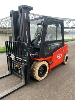 Chariot élévateur électrique EP CPD50L1