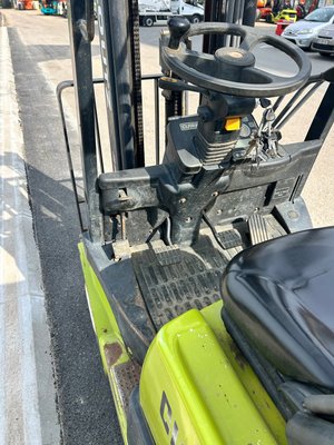 Chariot élévateur gaz Clark C18L