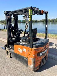 Chariot élévateur électrique Doosan B18T-7 - 4