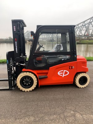 Chariot élévateur électrique EP CPD50L1