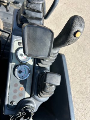 Mini pelle sur chenilles Ammann AMX24-2