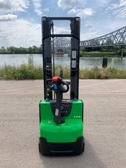 Gerbeur accompagnant CESAB S214L - 1