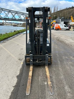 Chariot élévateur électrique Doosan B18T-7