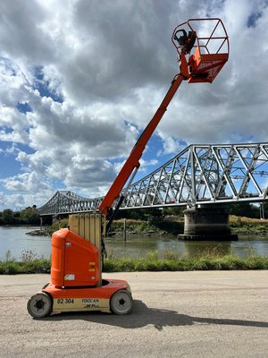 Nacelle à mât vertical JLG Toucan 12E+