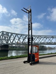 Chariot à mât rétractable Toyota RRE140HCC - 4