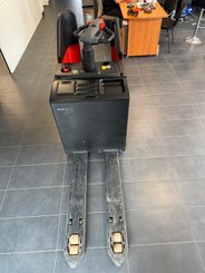 Transpalette porté debout EP Equipment KPL201 - 1