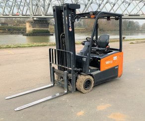 Chariot élévateur électrique Doosan B18T-7 - 2
