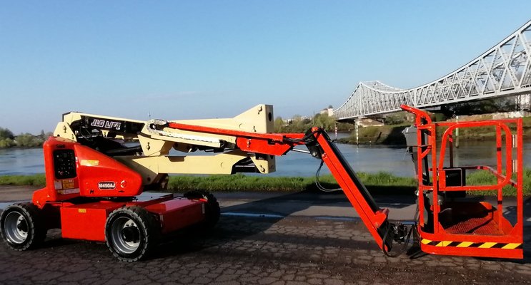Nacelle articulée JLG M450AJ
