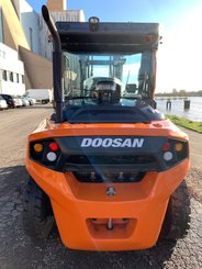 Chariot élévateur diesel Doosan D70S-9 - 7