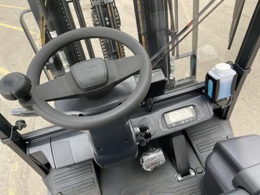 Chariot élévateur électrique Doosan B25X-7