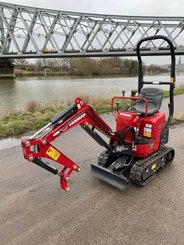 Mini pelle Yanmar SV08 - 3