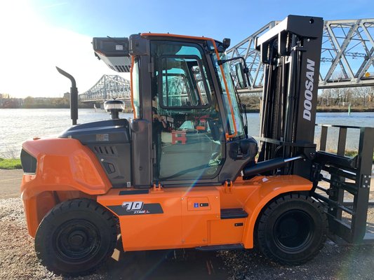 Chariot élévateur diesel Doosan D70S-9